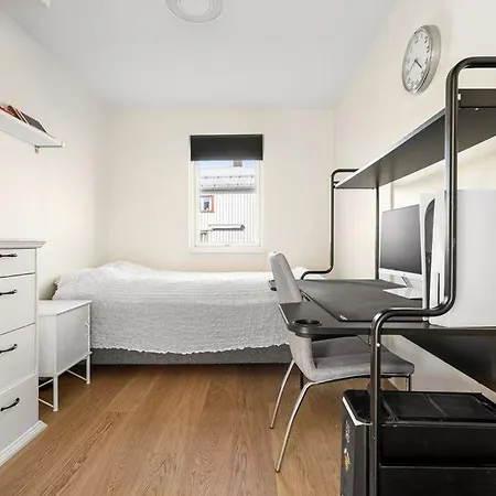 Apartmán A Cozy Three Bedroom For Rent Heimdal